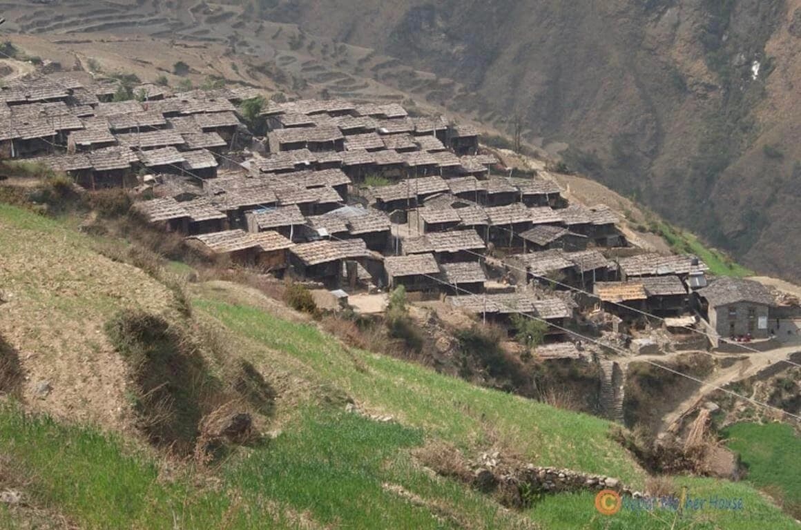 Gatlang Village