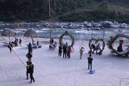 Sukute Beach