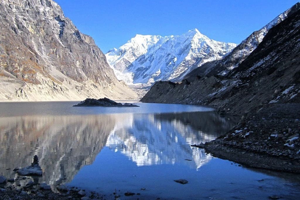 Tsho Rolpa Glacial Lake